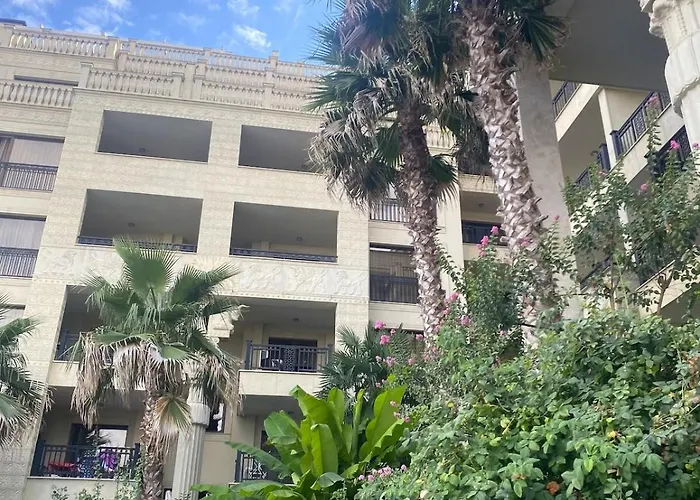 Argisht Luxury 4 Pools * Golden Sands